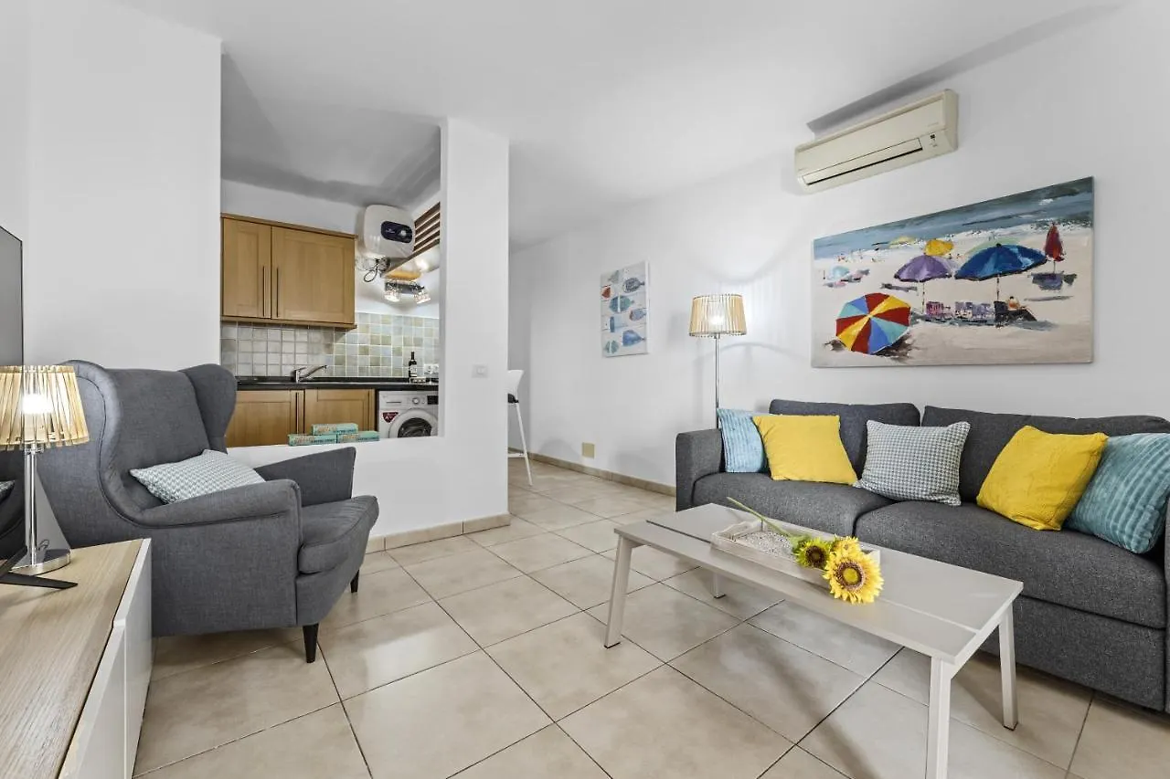 Hola Arnage Pool View Apartment Puerto del Carmen  0*, Puerto del Carmen (Lanzarote) Spain