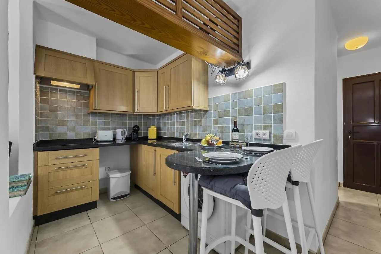 Hola Arnage Pool View Apartment Puerto del Carmen