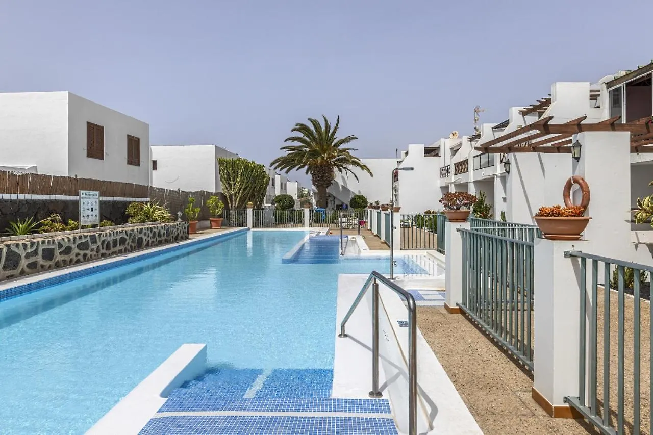 Hola Arnage Pool View Apartment Puerto del Carmen  Spain